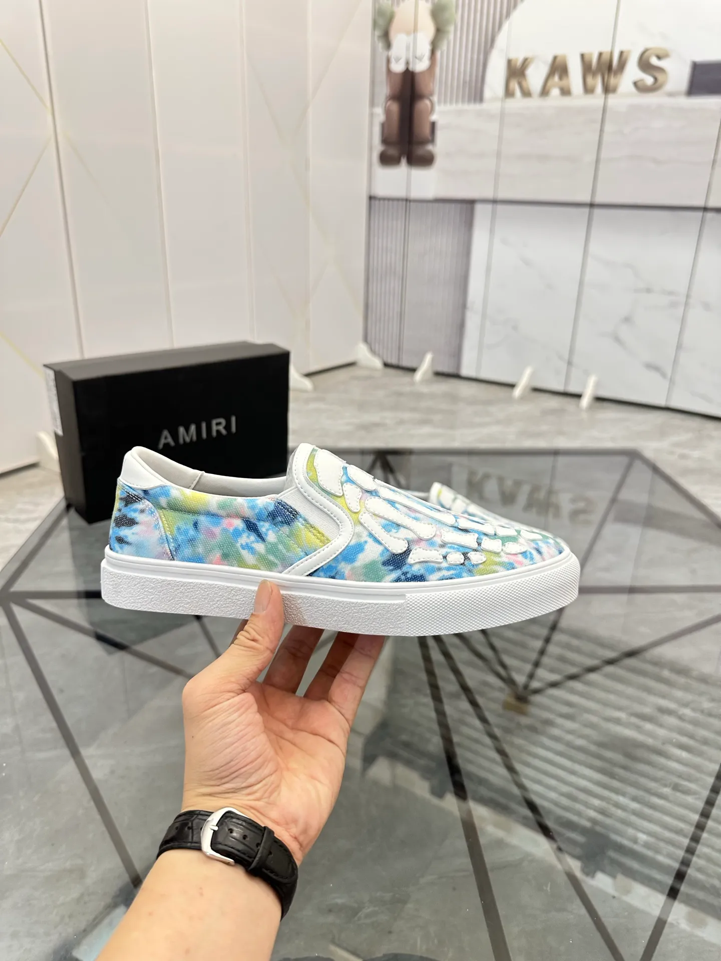 Men's shoes for sale 💰: 💰P420¥ Product trademark: AMIRI*「EMIR*] slip-on Regular size: 38-44 (can be customized to 37.45.46) Product materials: Upper imported original fabric spliced ​​cowhide, breathable lining, original outsole. No.: 1023